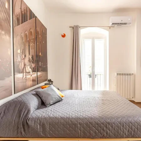 Just Here - Lascia Fare A Dio Apartamento