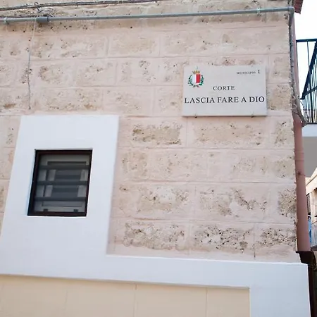 Just Here - Lascia Fare A Dio *